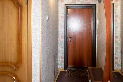 2-комнатная квартира в Бийске, ул. Короленко